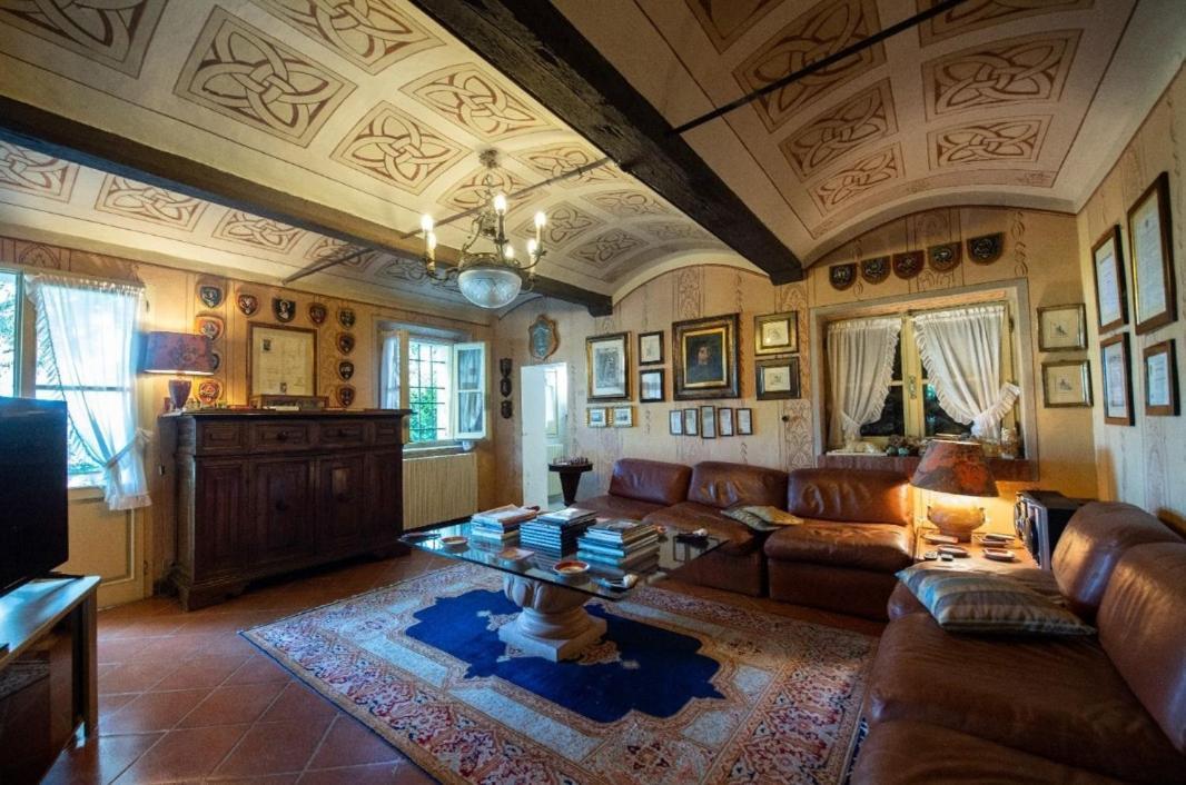 Villa Ottocentesca Immersa Nel Verde Montecavolo Zewnętrze zdjęcie